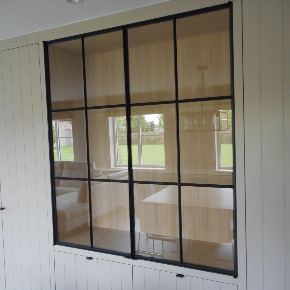 Opbergen - Kastdeuren - Staal gelakt - Helder glas - 1z mastiek