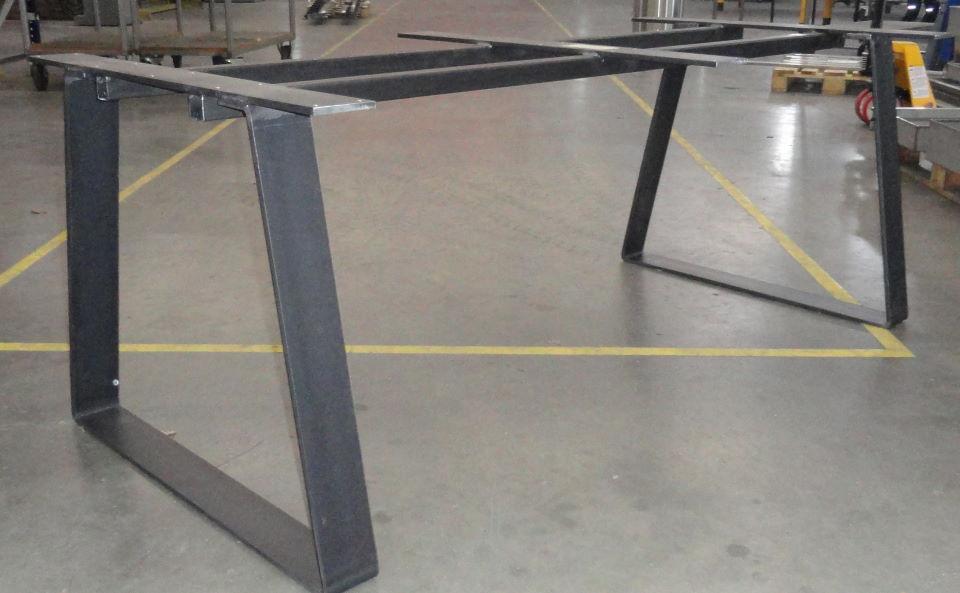 Tafels en onderstellen - Onderstel eettafel - Bauwstaal