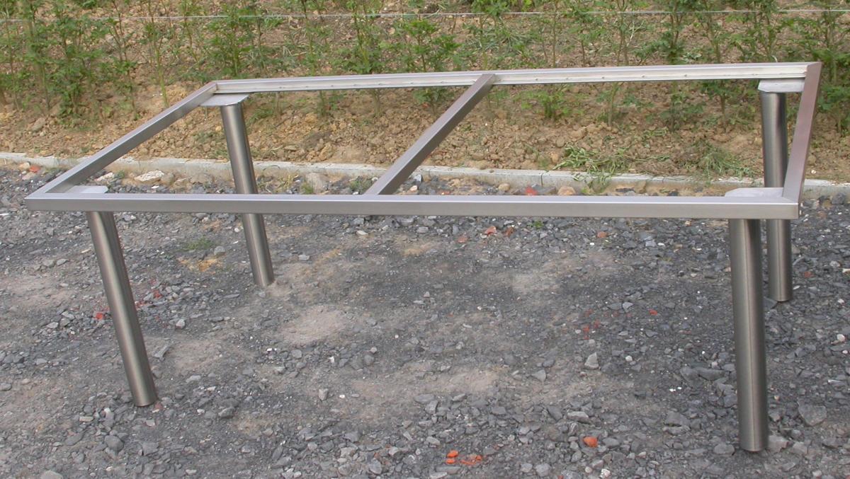 Tafels en onderstellen - Onderstel eettafel - Inox rechtlijnig geborsteld