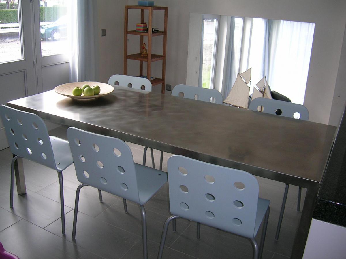 Tafels en onderstellen - Eettafel - Inox rechtlijnig geborsteld