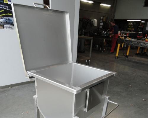 Industrie - Schepbak op wielen - Inox