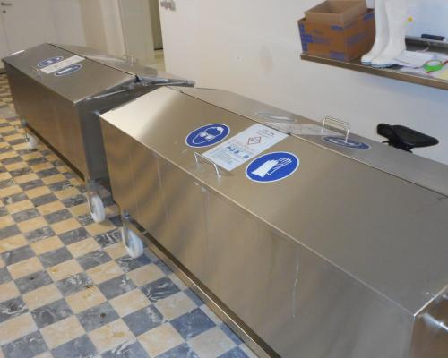 Industrie - Ontsmettingsbak met afvoer - Inox