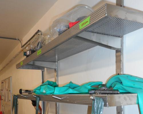 Opbergen - Rek - Legbanken - Borstel ophanging - Inox
