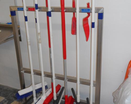 Opbergen - Rek - Legbanken - Borstel ophanging - Inox