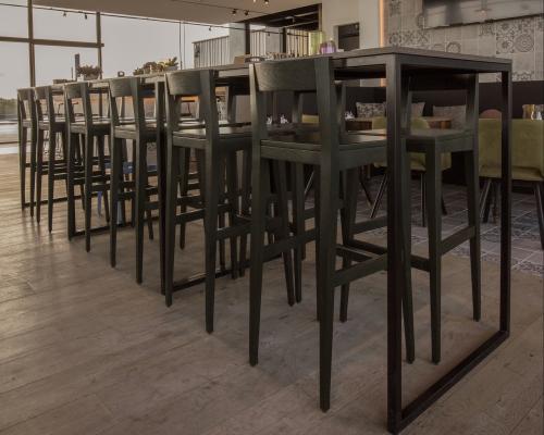 Tafels en onderstellen - Onderstel bartafel - Staal gelakt