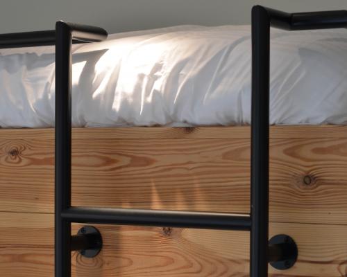  Interieur - Bedladder - Valbeveiliging stapelbed - Staal gelakt