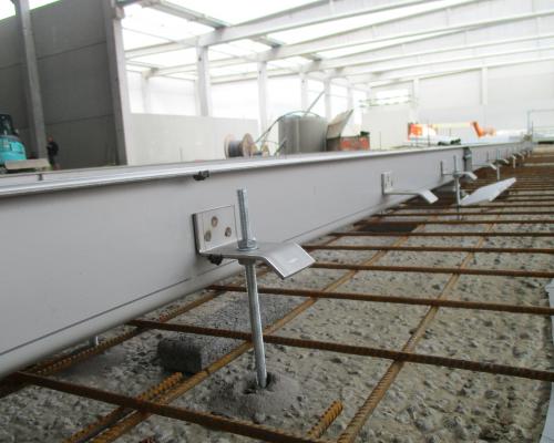 0030671 Landbouw - Vloergoten landbouwbedrijf - Inox
