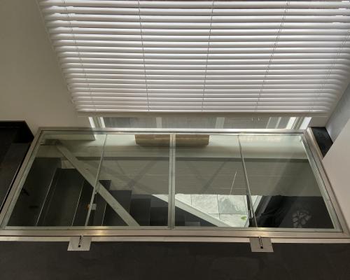 0031897 Vloerluik - Glas - Inox - Manueel - Binnen - Handloop