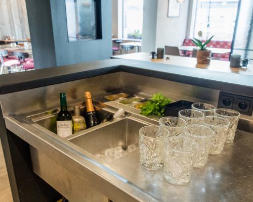 Bar Horeca - Werkblad - IJsemmer - Inox excentrisch geschuurd