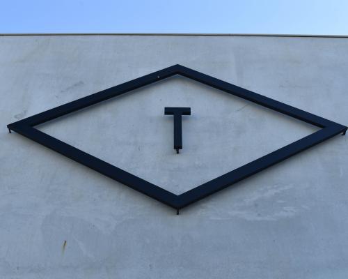 Belettering - Buiten - Logo - Led - Inox gelakt