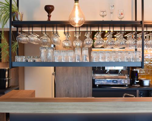 Toebehoren horeca - Glazenrek - Staal gelakt