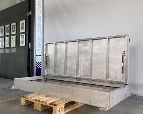 0035484 Kelderluik - Hout - Inox - Manueel - Binnen - Tochtdichting