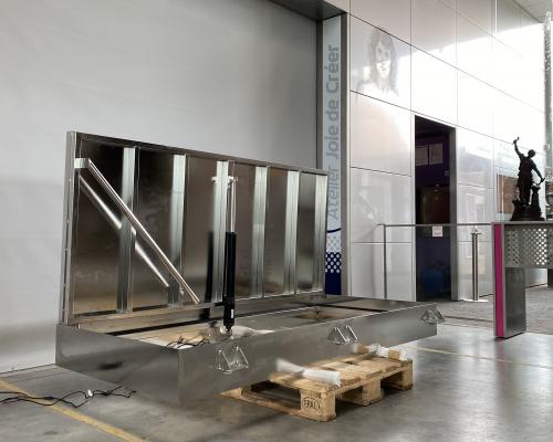 0036589 Kelderluik - Tegel - Inox - Elektrisch - Buiten - Handloop + Elektropolijsten