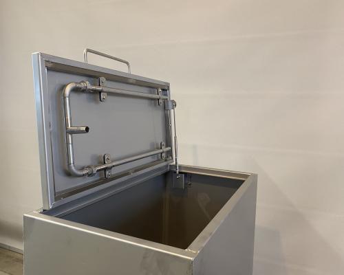 Industrie - Bak met spoelleidingen - Inox