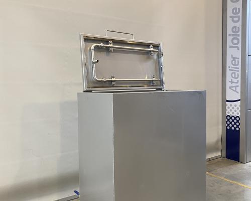Industrie - Bak met spoelleidingen - Inox