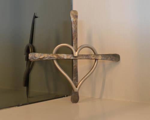 Kunst - Gesmeed hartje - Staal