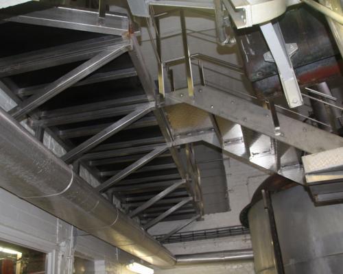 Trappen en platformen - Inrichting brouwerij - Inox