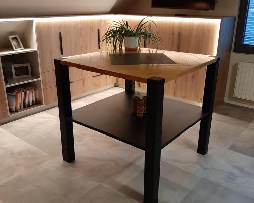 Tafels en onderstellen - Etalage tafel - Staal gelakt