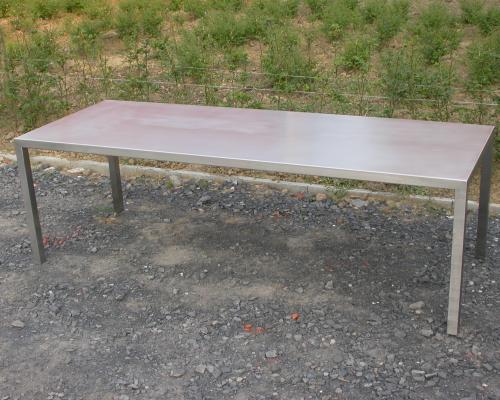 Tafels en onderstellen - Eettafel - Inox rechtlijnig geborsteld